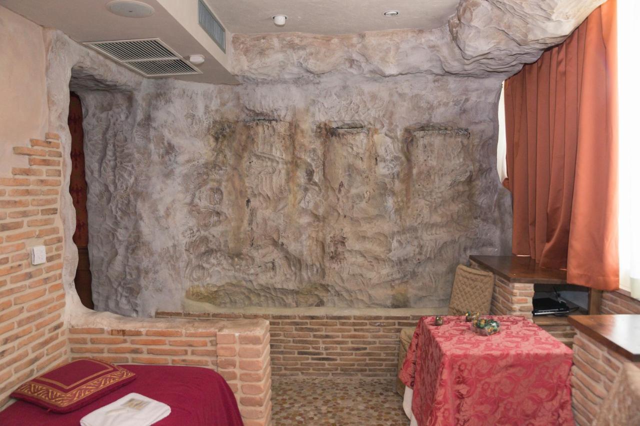 Il Castello Di Perano Hotel Kültér fotó